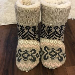 Women’s Slippers